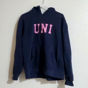 UNI sweatshirt